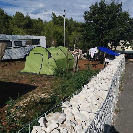 Camping Volme Banjole Esterno foto