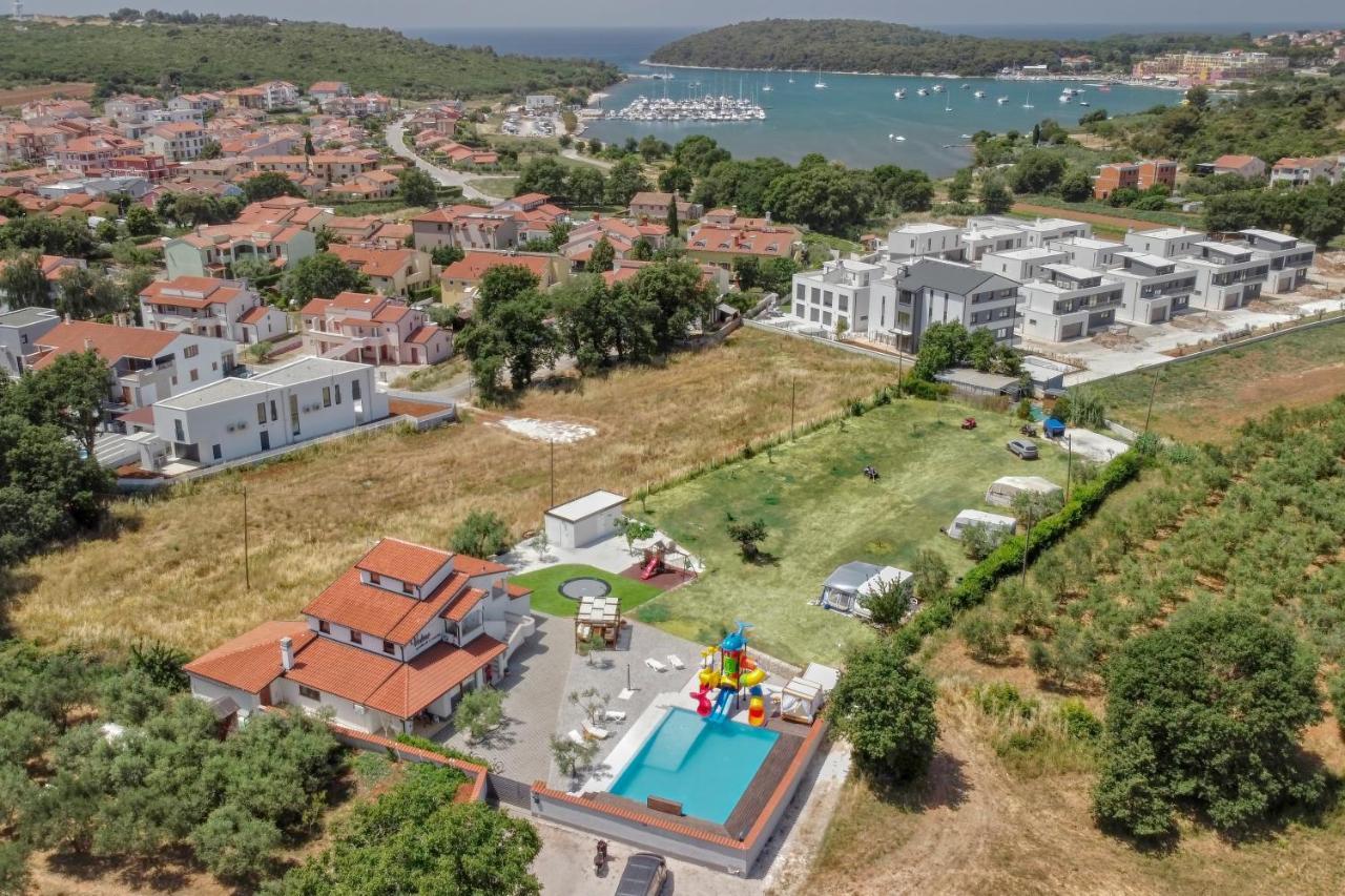 Camping Volme Banjole Esterno foto